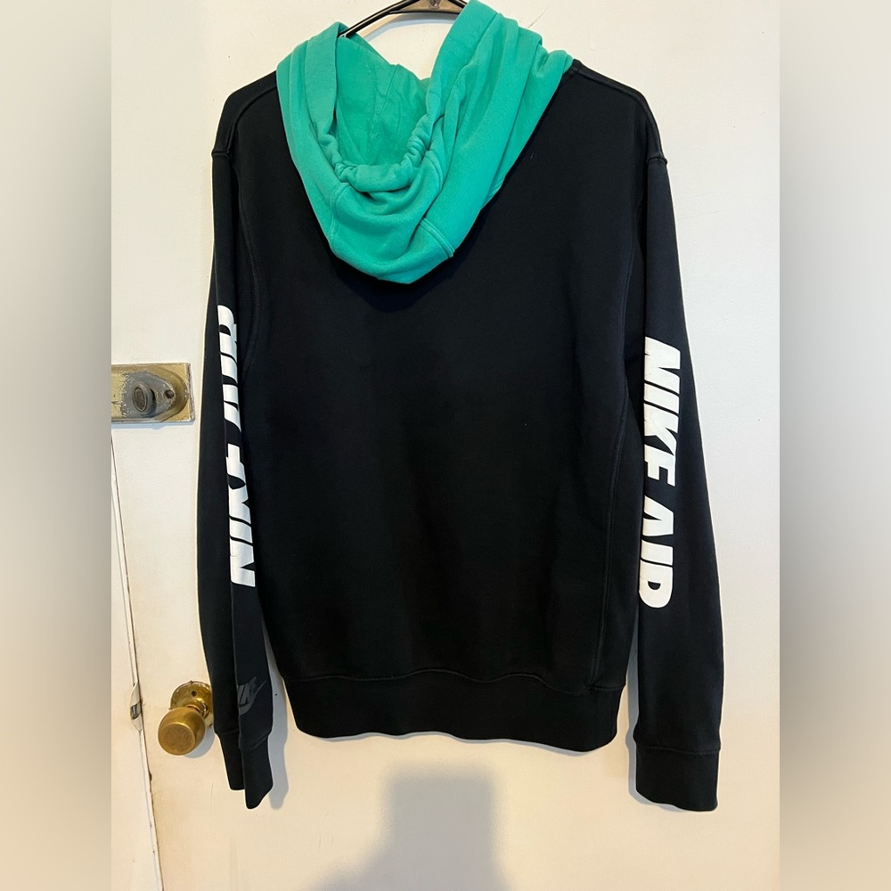 Nike air mens hoodie size small